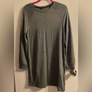 Women’s Size Medium Dress. Mini Houndstooth Print